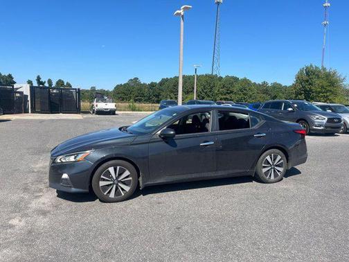 2021 Nissan Altima 2.5 SV