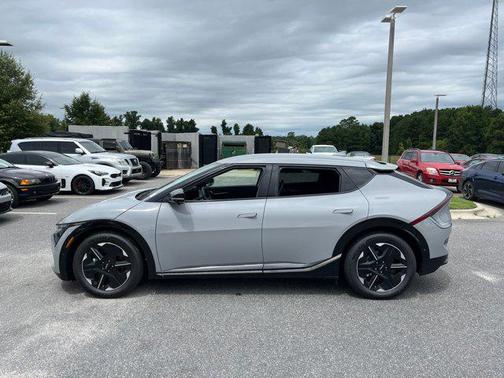 2025 Kia EV6 Wind