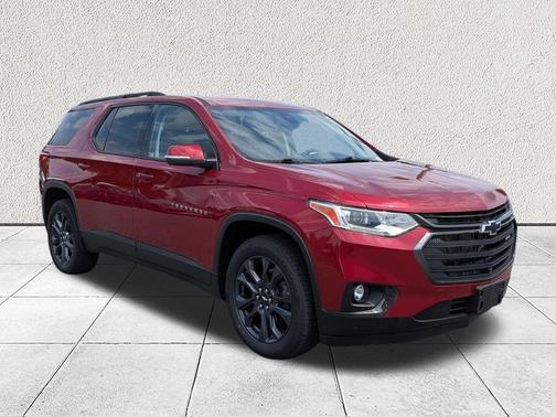 Cajun Red Tintcoat 2021 Chevrolet Traverse RS