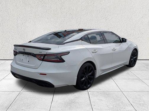 Pearl White Tricoat 2023 Nissan Maxima SR Xtronic CVT