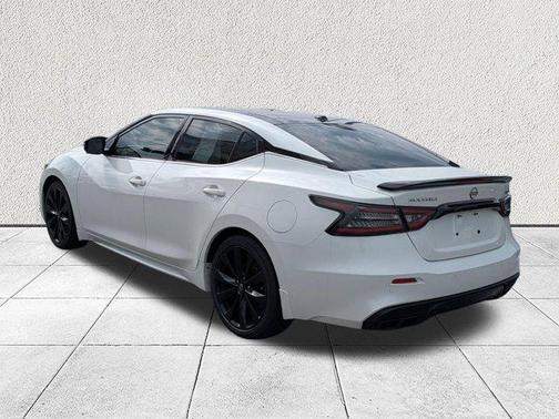 Pearl White Tricoat 2023 Nissan Maxima SR Xtronic CVT