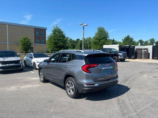 2021 GMC Terrain SLT