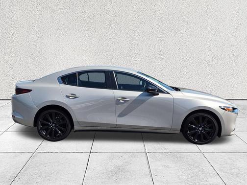Platinum Quartz Metallic 2024 Mazda Mazda3 2.5 S Select Sport