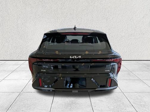 Aurora Black Pearl 2026 Kia K4 GT-Line