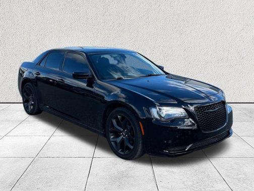 2021 Chrysler 300 Touring