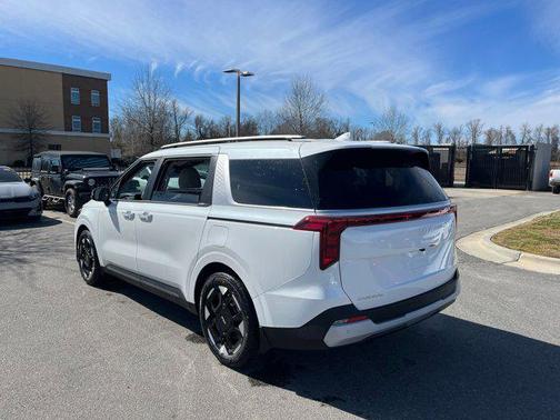 2026 Kia Carnival EX