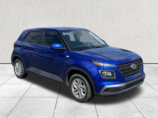 2021 Hyundai VENUE SE