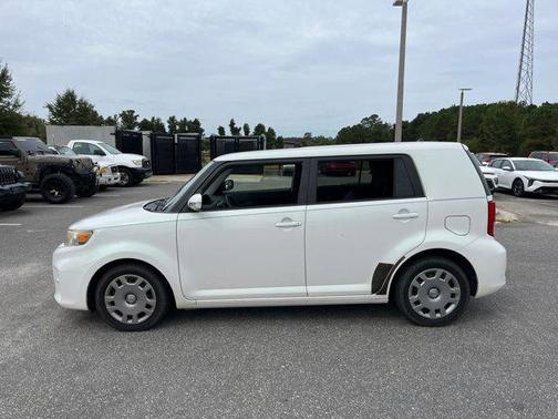 2014 Scion xB Release Series 10.0