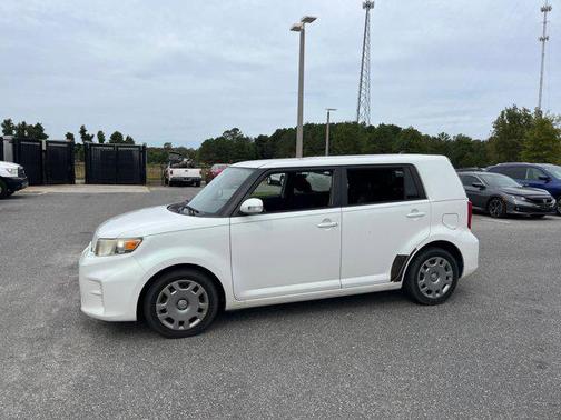 2014 Scion xB Release Series 10.0