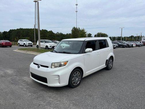 2014 Scion xB Release Series 10.0