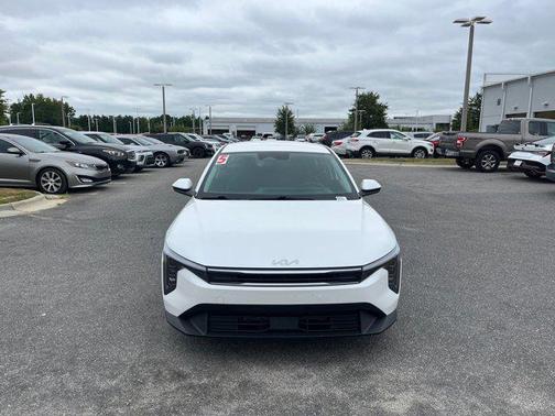 2025 Kia K4 LX