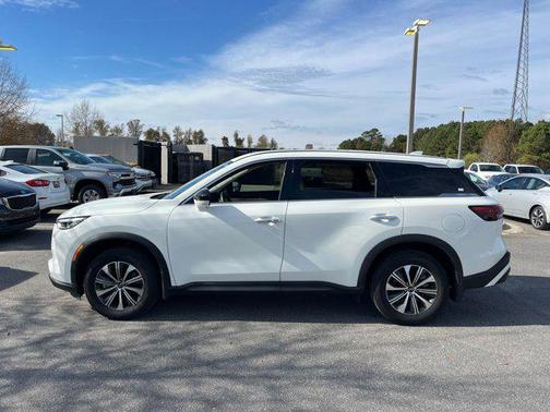 2025 INFINITI QX60 Pure