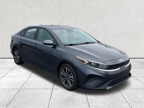2022 Kia Forte LXS