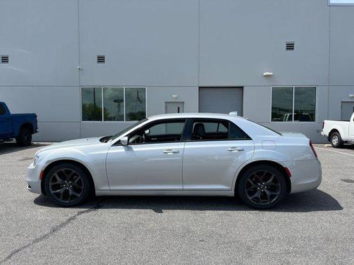 2021 Chrysler 300 S