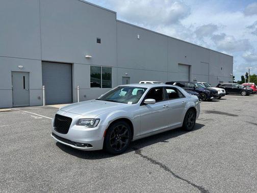 2021 Chrysler 300 S