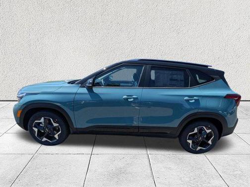 Pluton Blue/Black Roof 2026 Kia Seltos S