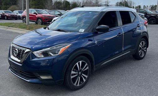 2020 Nissan Kicks SR