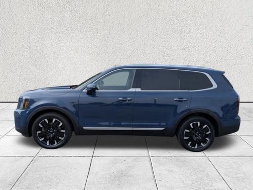 Midnight Lake Blue 2023 Kia Telluride SX