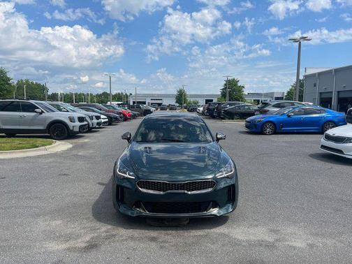 2022 Kia Stinger GT2
