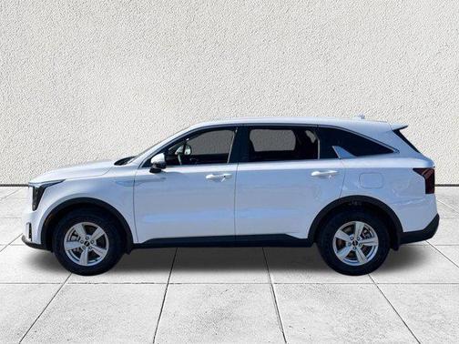 Glacial White Pearl 2026 Kia Sorento LX
