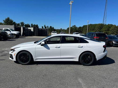 2026 Kia K5 LXS