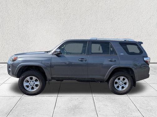 Magnetic Gray Metallic 2017 Toyota 4Runner SR5