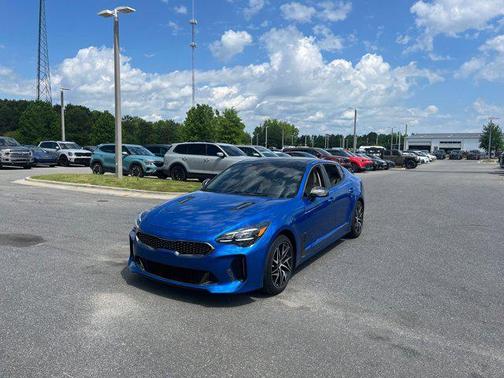 2023 Kia Stinger GT-Line