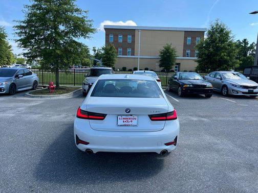 2022 BMW 330e Base