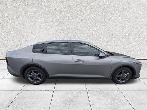 Steel Gray 2025 Kia K4 LXS