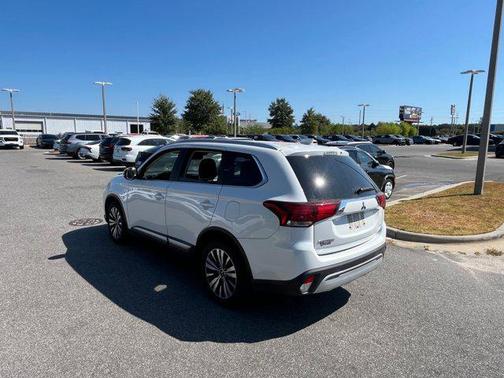 2020 Mitsubishi Outlander SEL