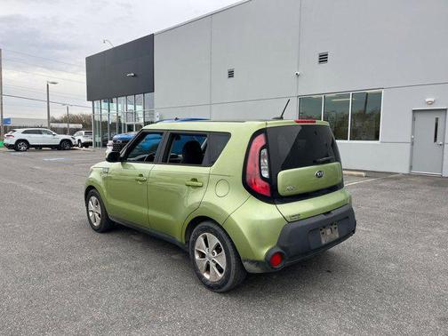 2016 Kia Soul Base