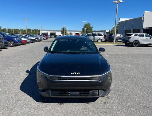 2025 Kia K4 LX