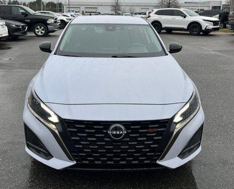 2024 Nissan Altima SR FWD