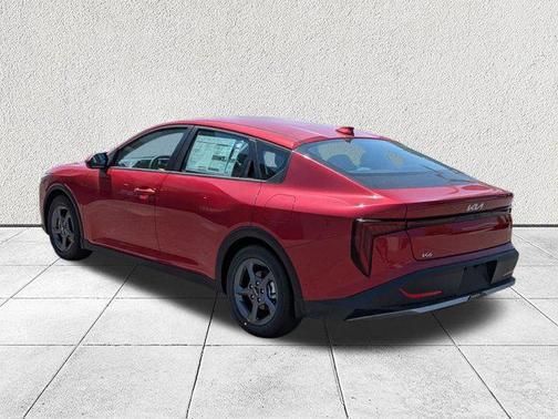Currant Red 2026 Kia K4 LXS