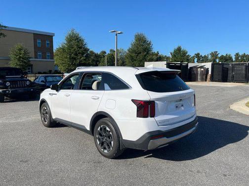 2024 Kia Sorento S