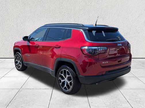 Red Hot Pearlcoat 2024 Jeep Compass Limited