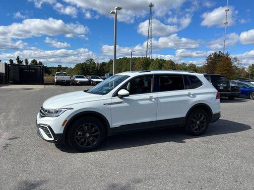 2024 Volkswagen Tiguan 2.0T SE 4MOTION
