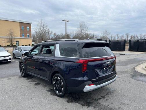 2026 Kia Carnival EX