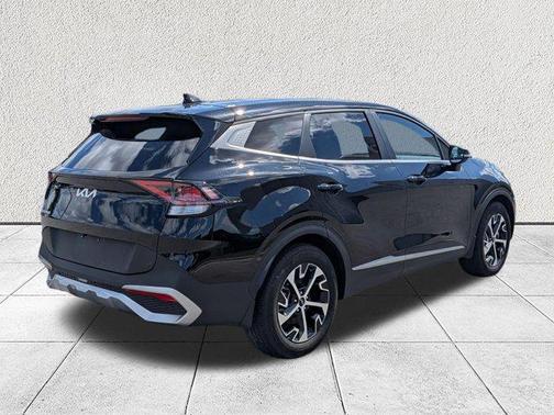 Ebony Black 2024 Kia Sportage EX