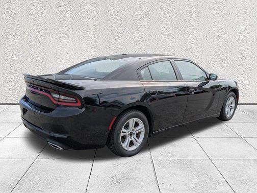 Pitch Black Clearcoat 2022 Dodge Charger SXT