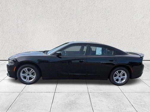 Pitch Black Clearcoat 2022 Dodge Charger SXT
