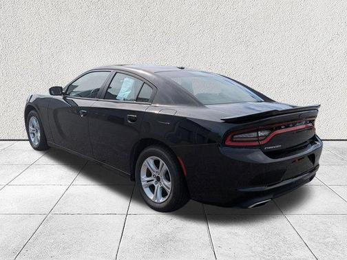 Pitch Black Clearcoat 2022 Dodge Charger SXT