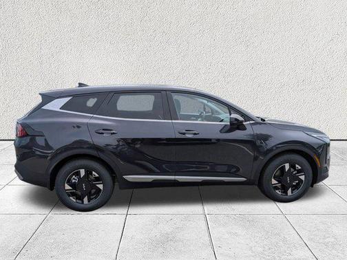 Glacial White Pearl 2026 Kia Sportage LX