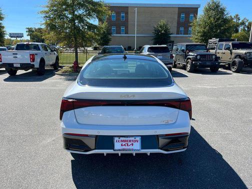 2025 Kia K5 EX