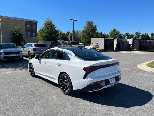 2025 Kia K5 EX