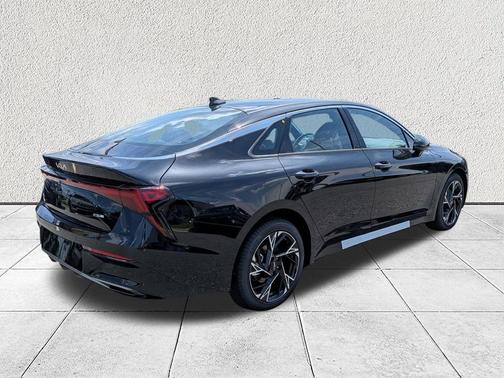 Aurora Black Pearl 2026 Kia K5 GT-Line FWD