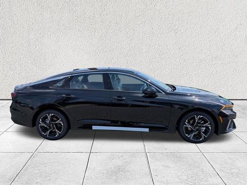 Aurora Black Pearl 2026 Kia K5 GT-Line FWD