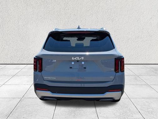 Wolf Gray 2026 Kia Sorento S