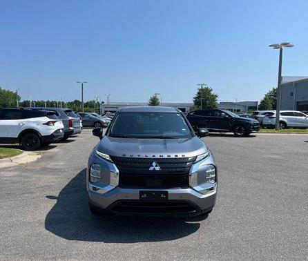 2024 Mitsubishi Outlander SE Black Edition S-AWC