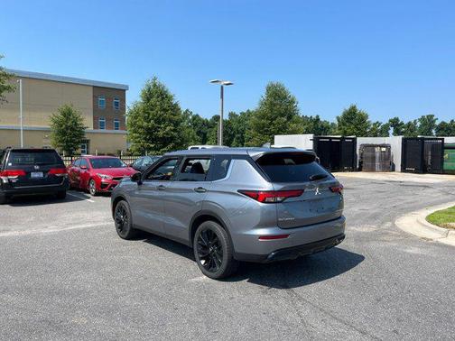 2024 Mitsubishi Outlander SE Black Edition S-AWC